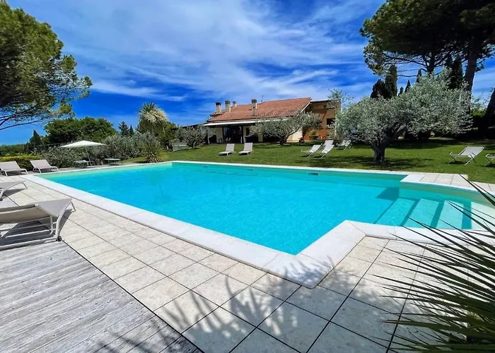Villa Sole Vino, Fabulous Pool, Fantastic Area, Sleeps Up To 15Persons Belvedere  foto