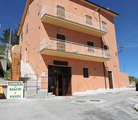Villa Tardioli Castelluccio  photo